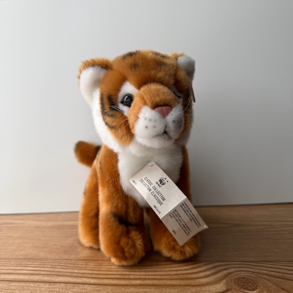 WWF World Wildlife Fund Classic Collection Adorable Tiger Plush Animal 8”
